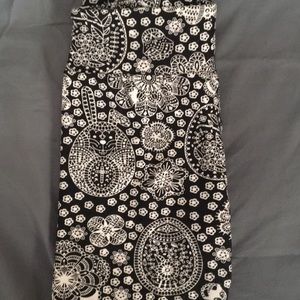 LuLaRoe Easter leggings! HTF